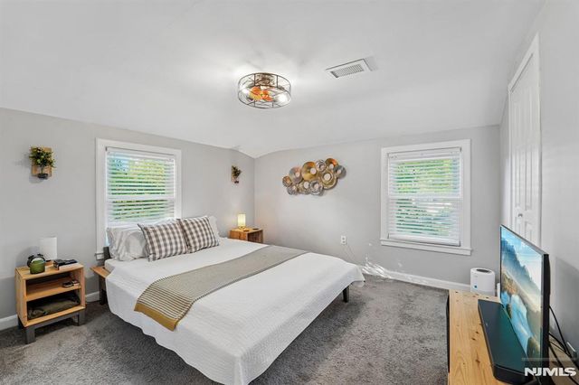 230 Lafayette Place 4D, Englewood, NJ 07631
