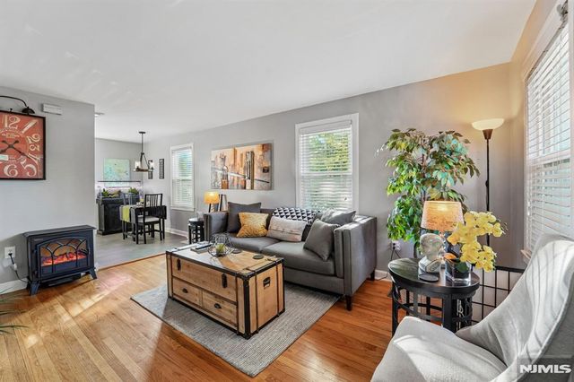 230 Lafayette Place 4D, Englewood, NJ 07631