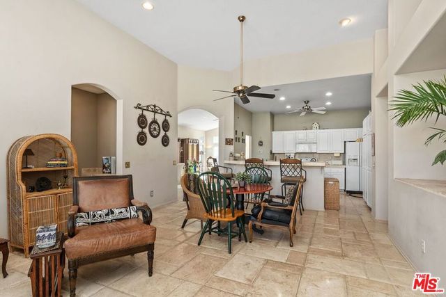 435 Rembrandt Drive, Corona, CA 92882