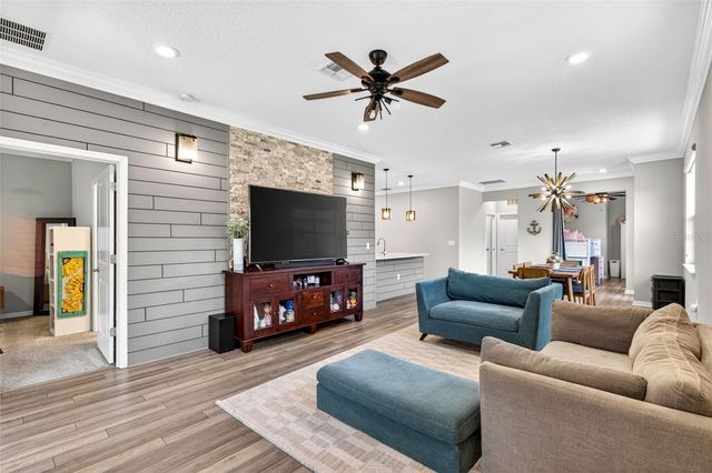 6427 MOORING LINE CIRCLE, Apollo Beach, FL 33572