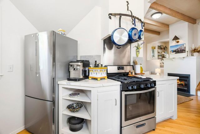 5492 Silver Birch Lane, Soquel, CA 95073