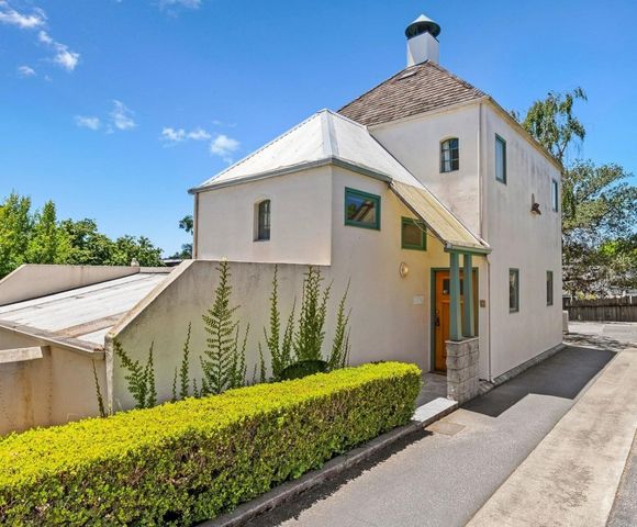 5492 Silver Birch Lane, Soquel, CA 95073
