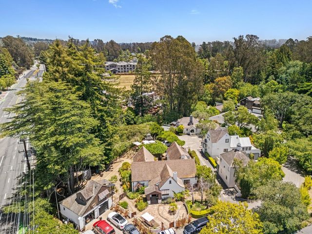 5492 Silver Birch Lane, Soquel, CA 95073