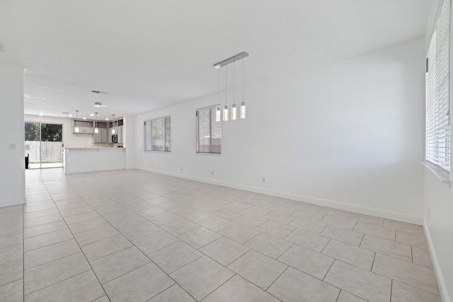 11462 Pyrites Way, Gold River, CA 95670