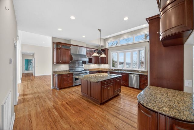 31 Markham Ter, Crossville, TN 38558