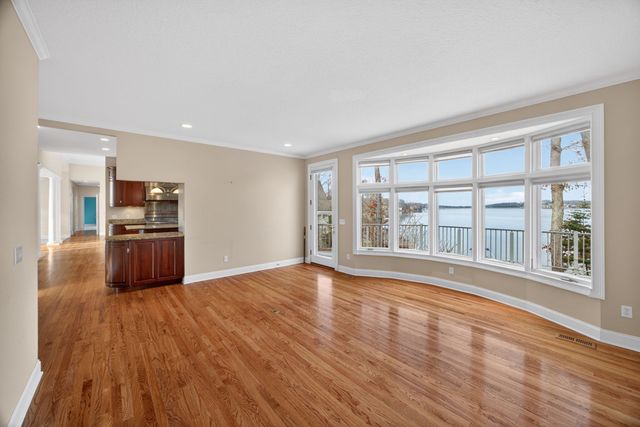 31 Markham Ter, Crossville, TN 38558