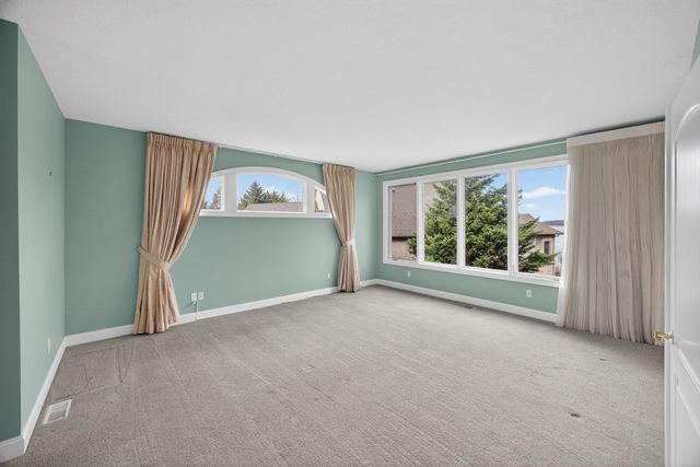 31 Markham Ter, Crossville, TN 38558