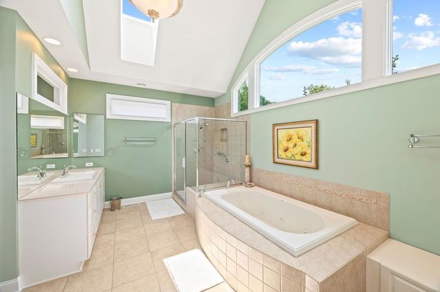 31 Markham Ter, Crossville, TN 38558