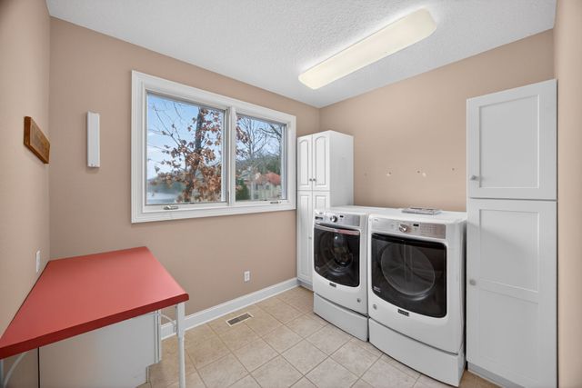 31 Markham Ter, Crossville, TN 38558