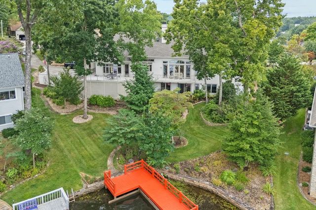 31 Markham Ter, Crossville, TN 38558