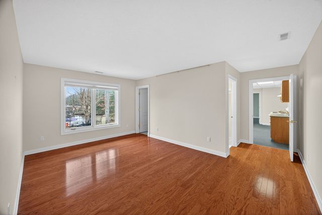 31 Markham Ter, Crossville, TN 38558