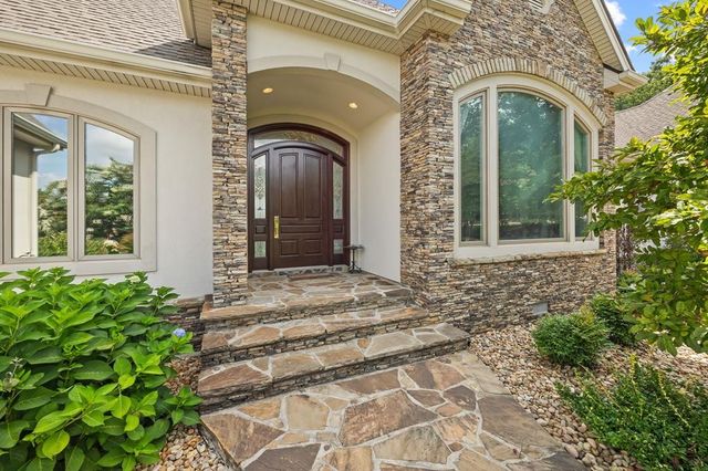 31 Markham Ter, Crossville, TN 38558