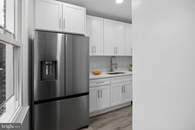 1221 I ST NE, Washington, DC 20002