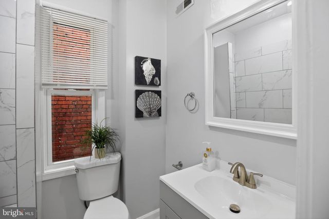 1221 I ST NE, Washington, DC 20002