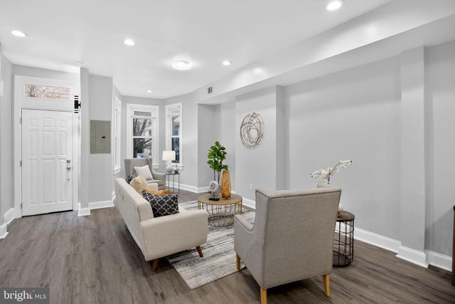 1221 I ST NE, Washington, DC 20002