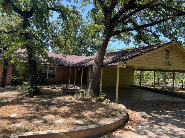1203 Clover Lane, Denton, TX 76209