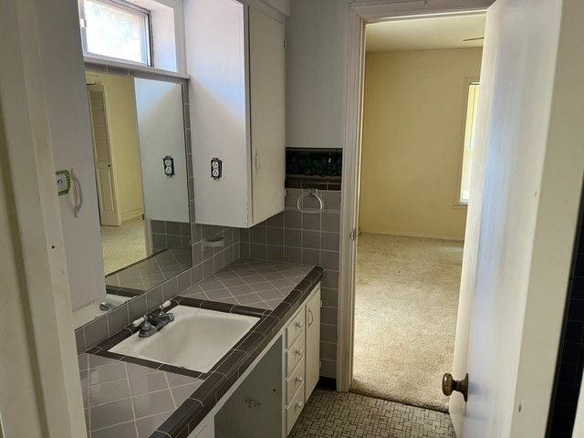 1203 Clover Lane, Denton, TX 76209