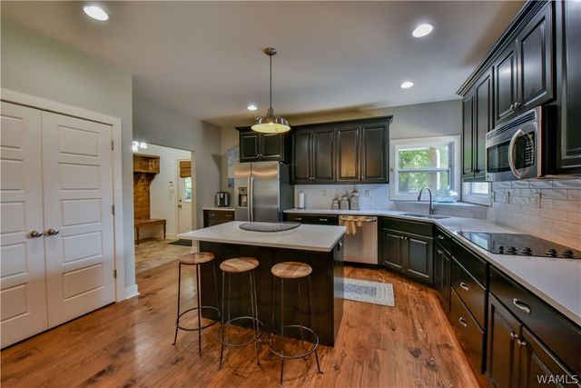 711 30th, Northport, AL 35475