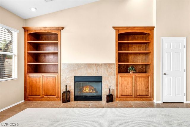 9230 Sapphire Hills Court, Henderson, NV 89074