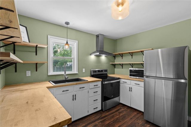1328 Hanes Road, Beavercreek, OH 45434