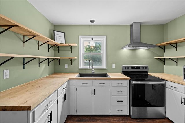 1328 Hanes Road, Beavercreek, OH 45434