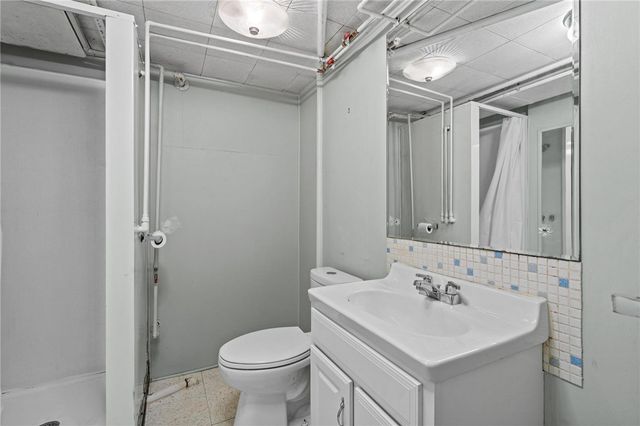 1328 Hanes Road, Beavercreek, OH 45434