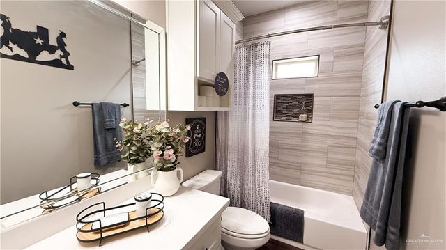 2421 Sandpiper Avenue, Mcallen, TX 78504