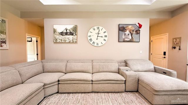 2421 Sandpiper Avenue, Mcallen, TX 78504