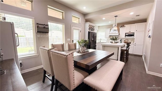 2421 Sandpiper Avenue, Mcallen, TX 78504
