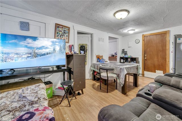 2820 29th Avenue S, Seattle, WA 98144