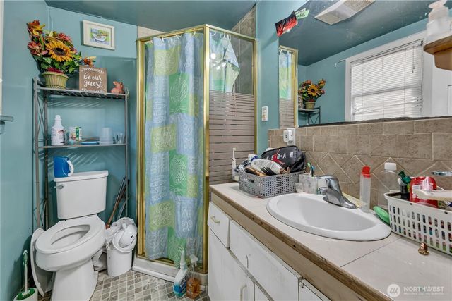 2820 29th Avenue S, Seattle, WA 98144