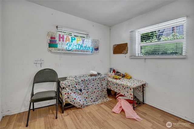 2820 29th Avenue S, Seattle, WA 98144