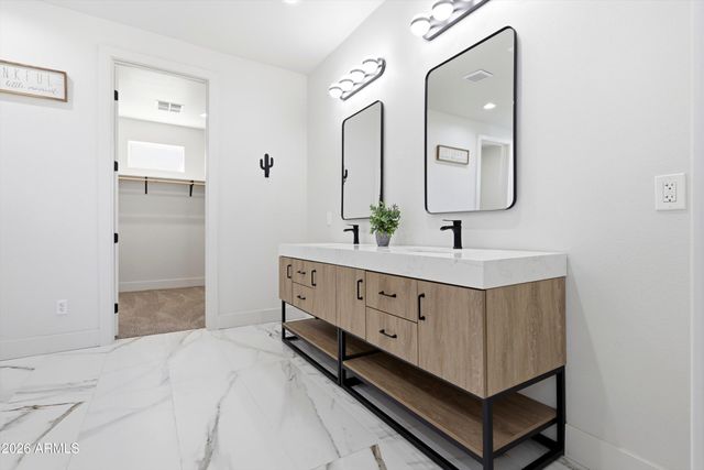 16320 E Skinner Drive, Scottsdale, AZ 85262