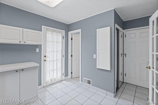 3441 Hawthorne Drive, Flint, MI 48503