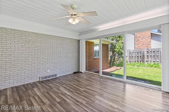 3441 Hawthorne Drive, Flint, MI 48503