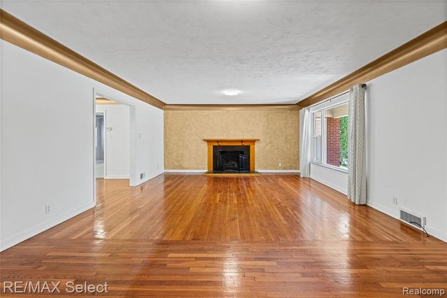 3441 Hawthorne Drive, Flint, MI 48503