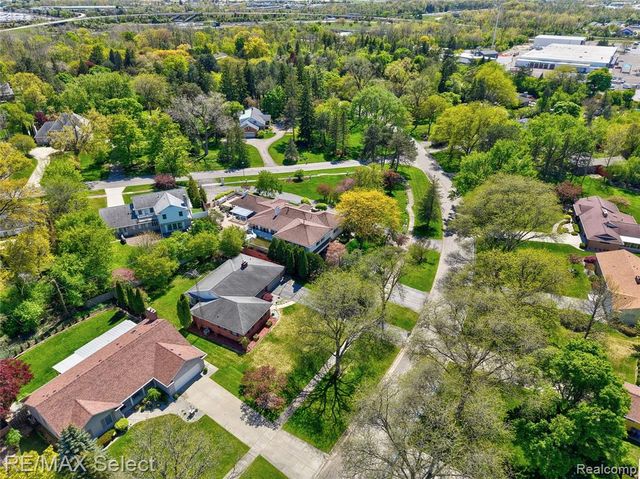 3441 Hawthorne Drive, Flint, MI 48503