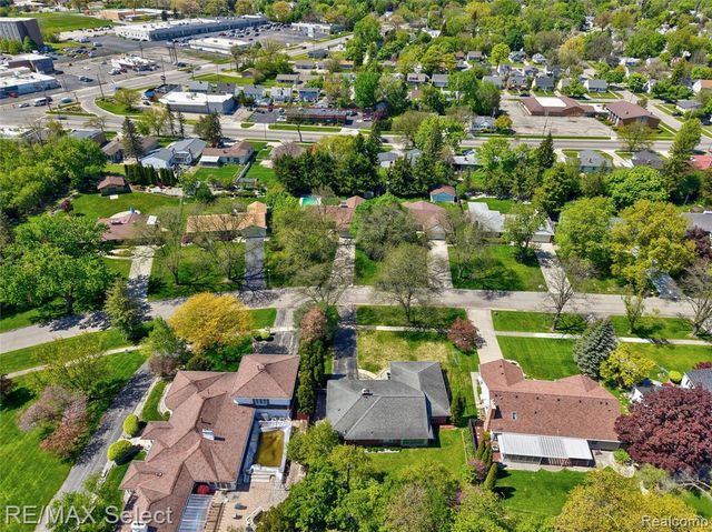 3441 Hawthorne Drive, Flint, MI 48503