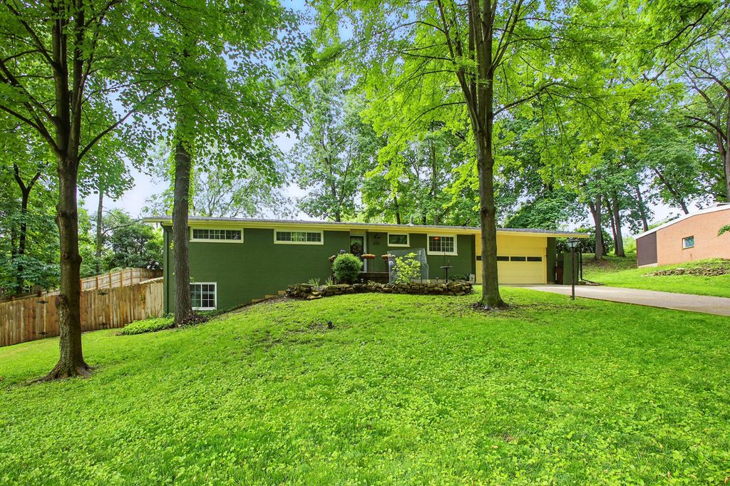 1639 E Mile Road 1639 E Mile Road, Springfield, OH 45503