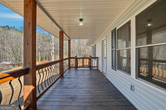 416 Liberty Creek Drive, Clarkesville, GA 30523