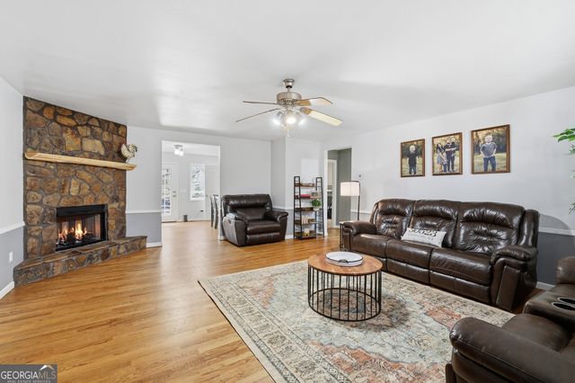 416 Liberty Creek Drive, Clarkesville, GA 30523