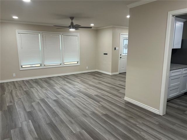 306 Circle Dr, Corpus Christi, TX 78412