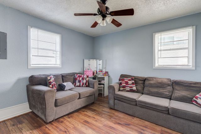 2901 Beech Avenue, Lubbock, TX 79404