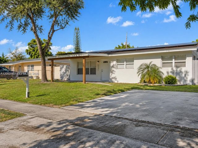 6441 Meade St, Hollywood, FL 33024