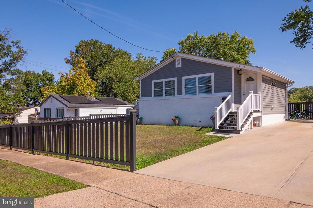 1518 DUNWOODY AVE, Oxon Hill, MD 20745