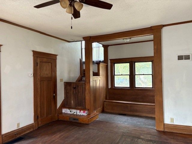 206 N Monroe Street, Prairie City, IA 50228