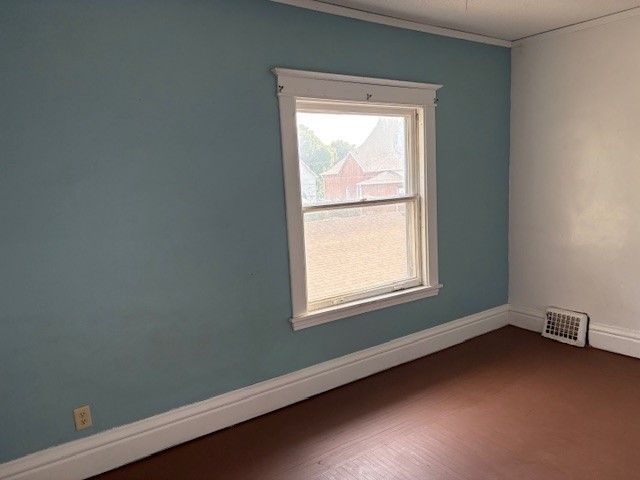 206 N Monroe Street, Prairie City, IA 50228