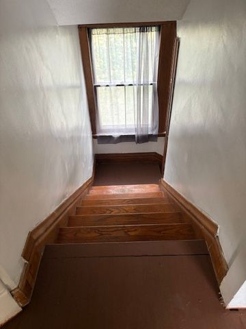 206 N Monroe Street, Prairie City, IA 50228