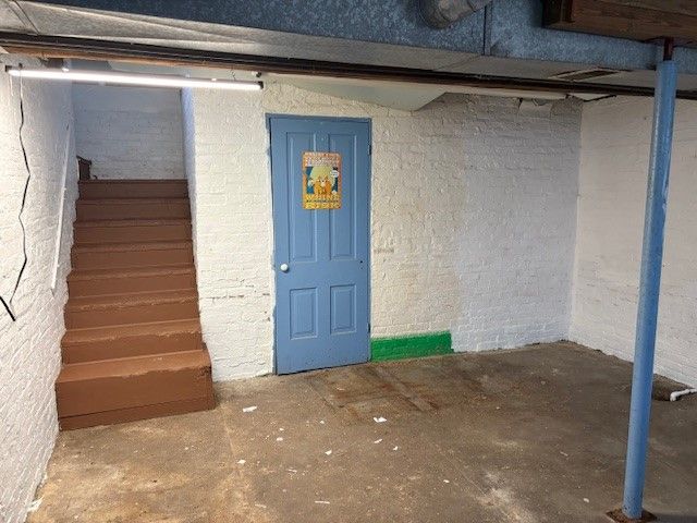 206 N Monroe Street, Prairie City, IA 50228