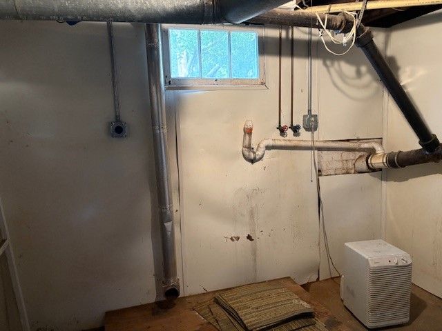 206 N Monroe Street, Prairie City, IA 50228